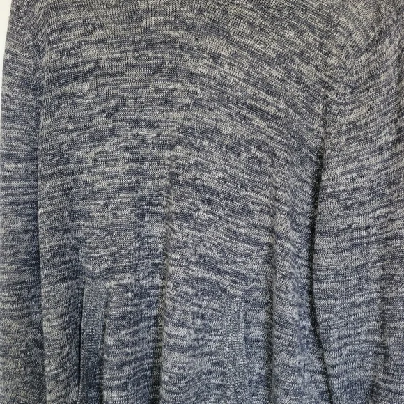 Vince men's hoody, TAG IS MISSING. size is medium but may fit a slightly larger - Picture 2 of 6